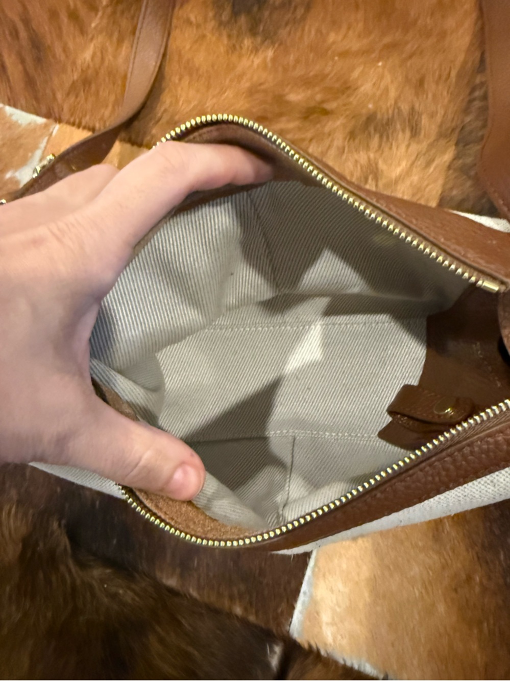 Cuyana Mini Paloma Linen Crossbody - Picture 8 of 9